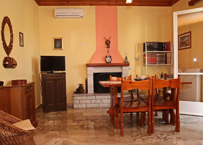 Case de vacanță Dimitra Nikiana