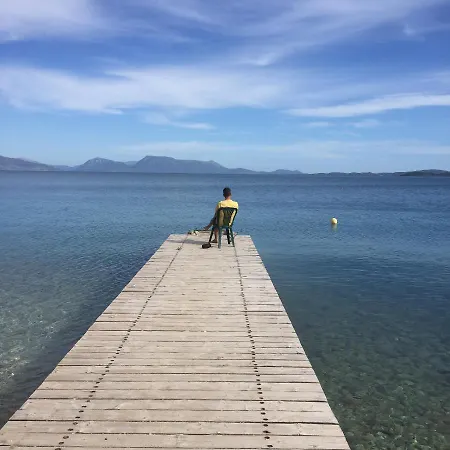 בית נופש Dimitra *